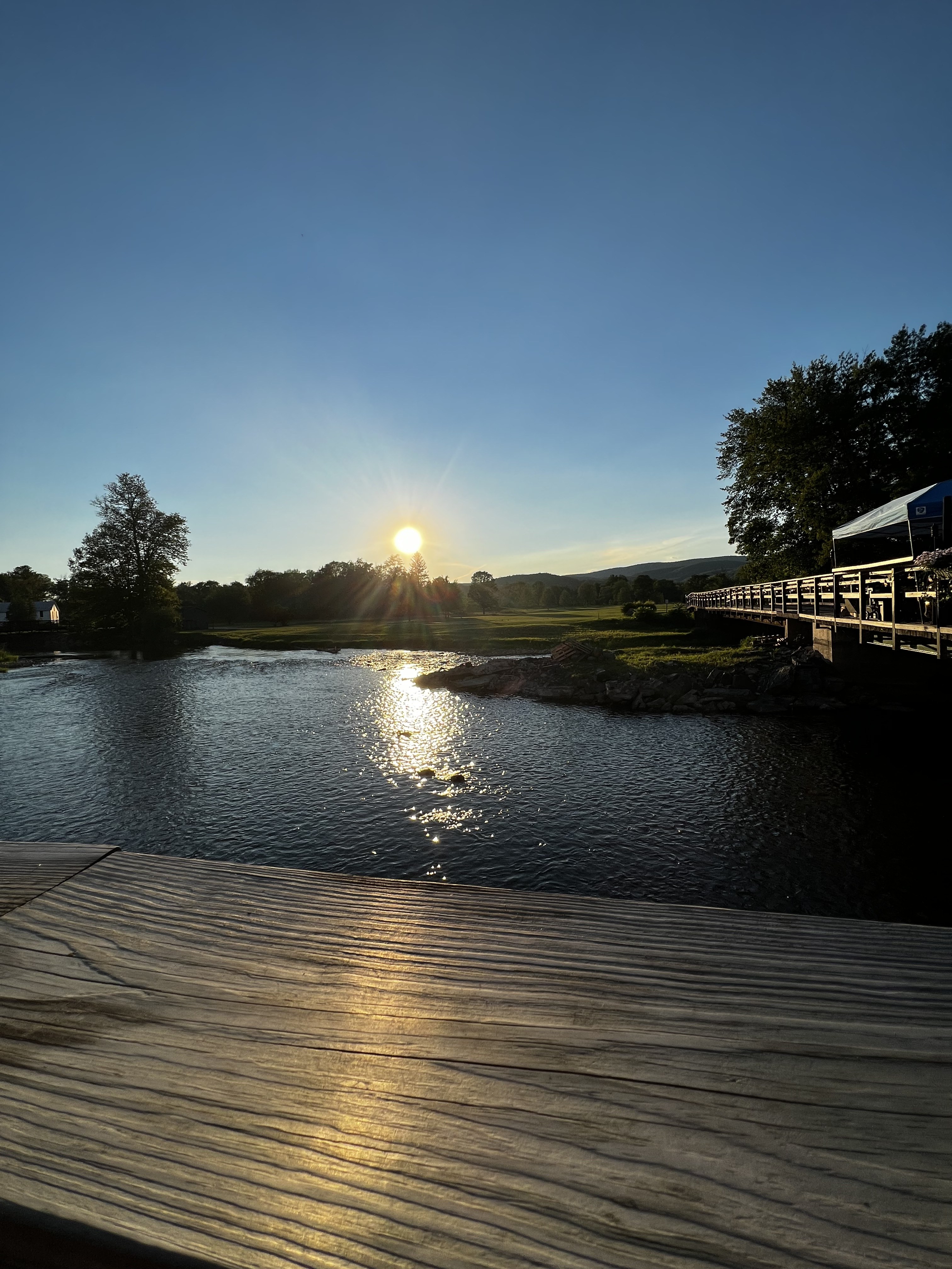 Sunset over the pond